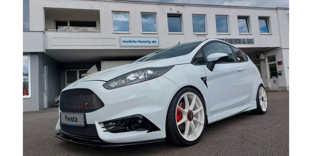 Ford Fiesta 131.000 km 9.800 &euro; Köln 51149