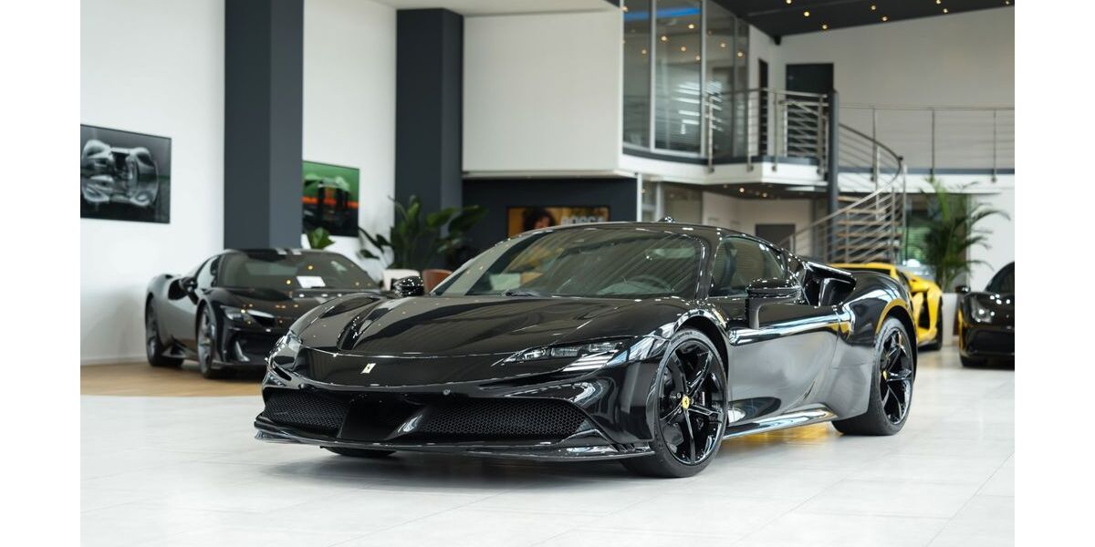 Ferrari SF90 1.146 km 359.980 &euro; Köln 51147