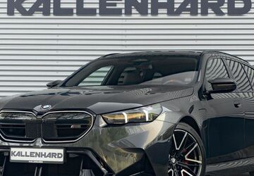 BMW M5 9.891 km 121.975 &euro; Köln 51149