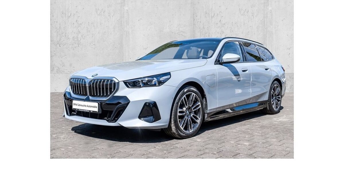 BMW 550 15.117 km 67.995 &euro; Köln-West 50858