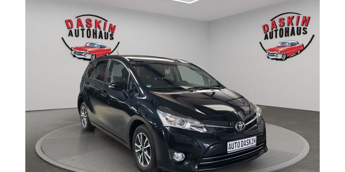 Toyota Verso 164.000 km 7.700 &euro; Köln 50827