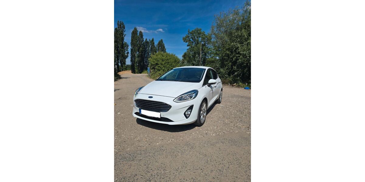Ford Fiesta 81.000 km 8.300 &euro; Köln 50825