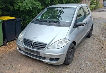 Mercedes-Benz A 150 211.000 km 1.300 &euro; Sankt Augustin 53757
